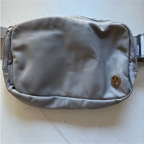 lululemon athletica Taupe Belt Bag - Picture 8 of 8